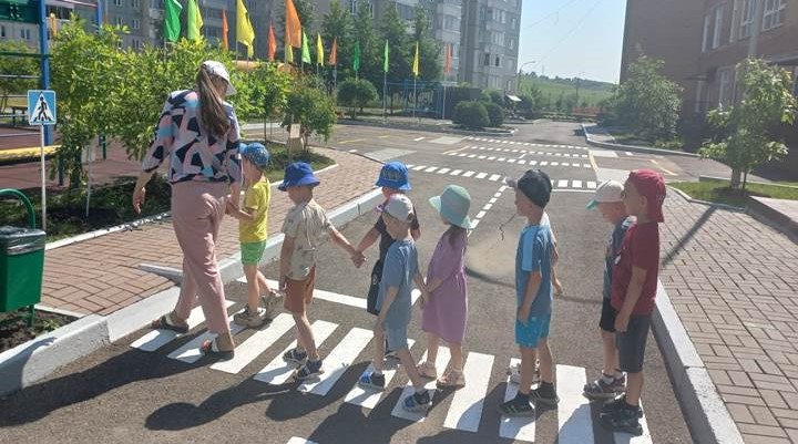 Правила дорожные, детям знать положено! Правила дорожные, детям знать положено!.